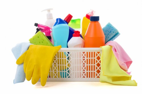 Carpetcleaning Barnes team using sustainable cleaning practices and recycling waste
